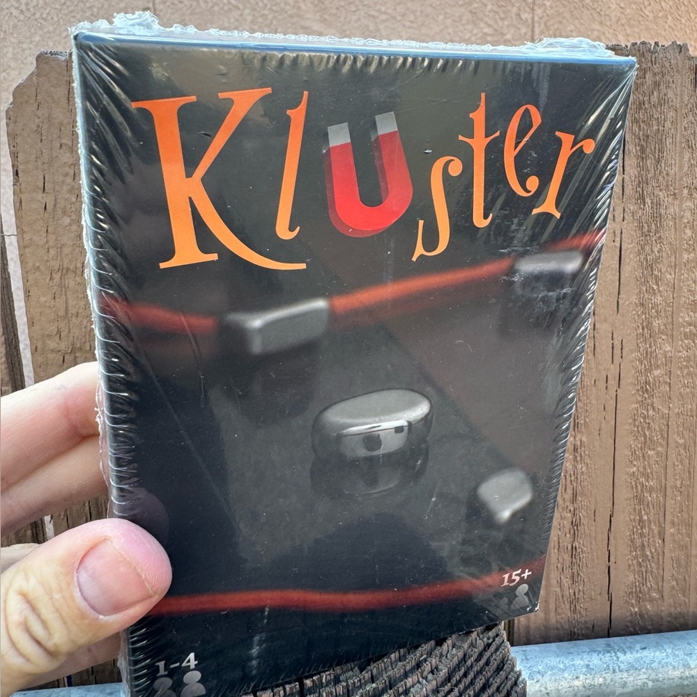 New KLUSTER Magnet Game Magnetic Stones 2018 Borderline Editions Fun Sealed